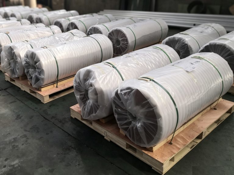 aluminum foil inside case package